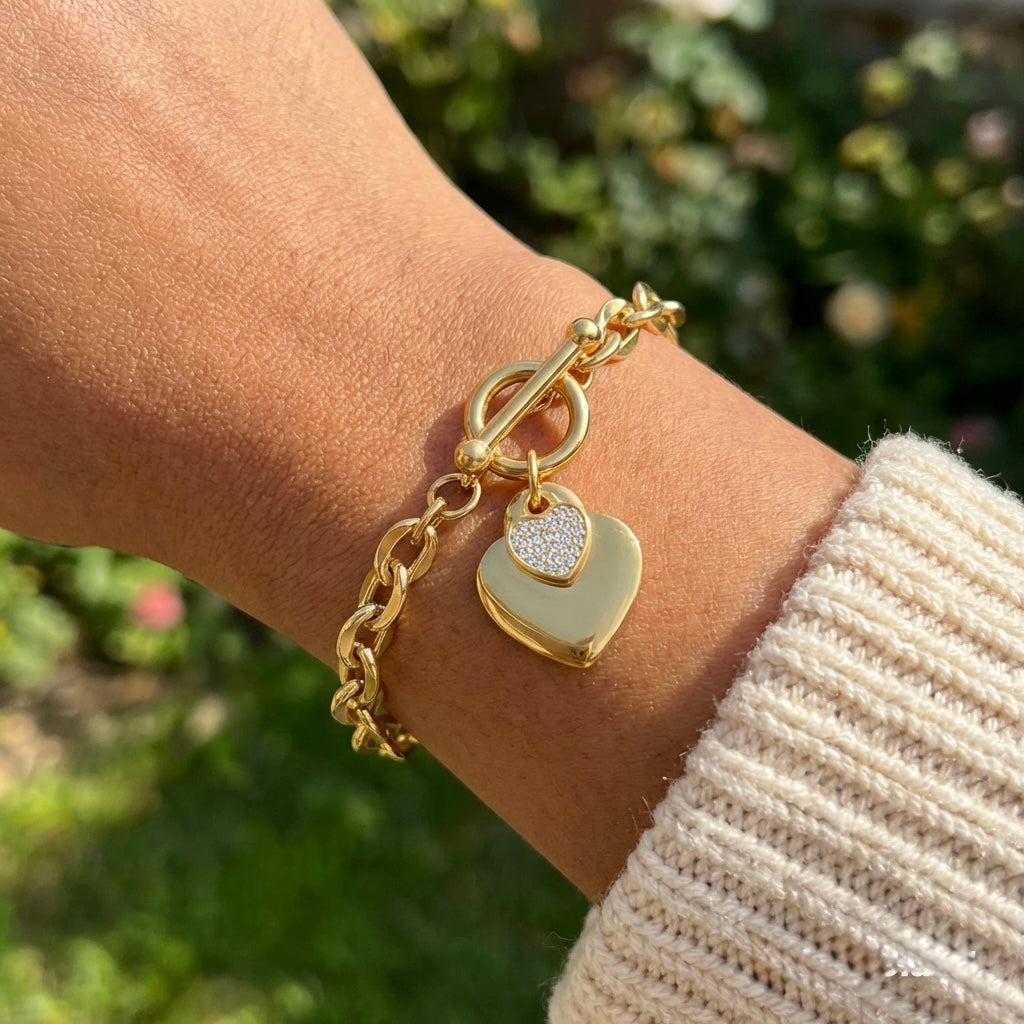 "Everlasting Heart" Toggle Bracelet – 18K Gold Plated