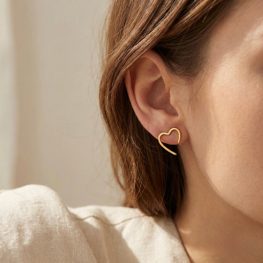 "Amora" Minimalist Heart Studs — 18K Gold Plated